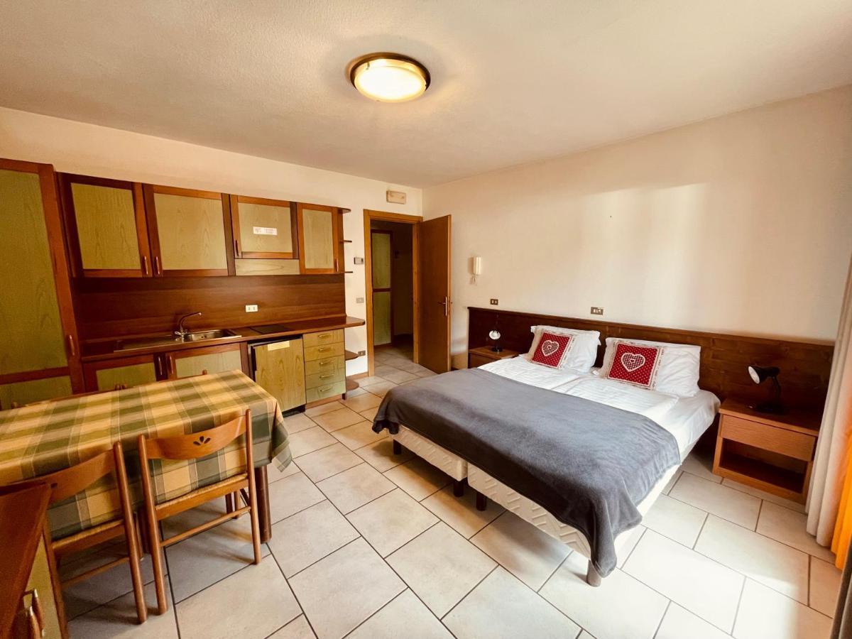 Elga Residence - Relax In Alta Valtellina - Bormio Валдисото Екстериор снимка