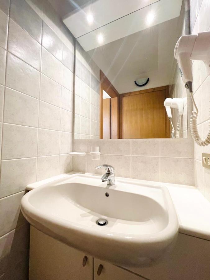 Elga Residence - Relax In Alta Valtellina - Bormio Валдисото Екстериор снимка